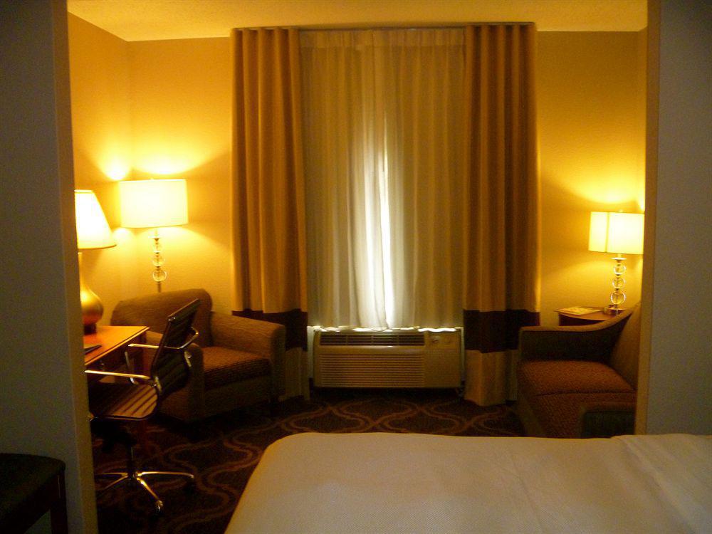 Comfort - Ballantyne Area Hotel