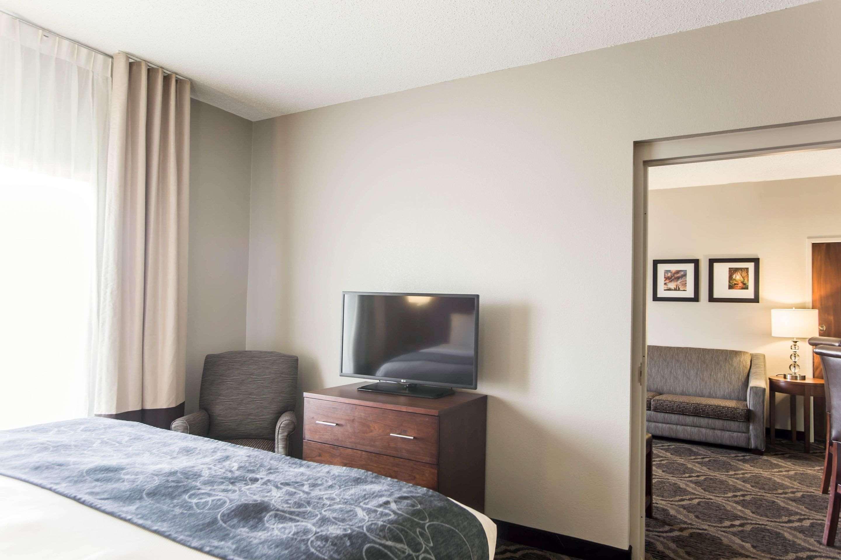 Comfort - Ballantyne Area Hotel Pineville