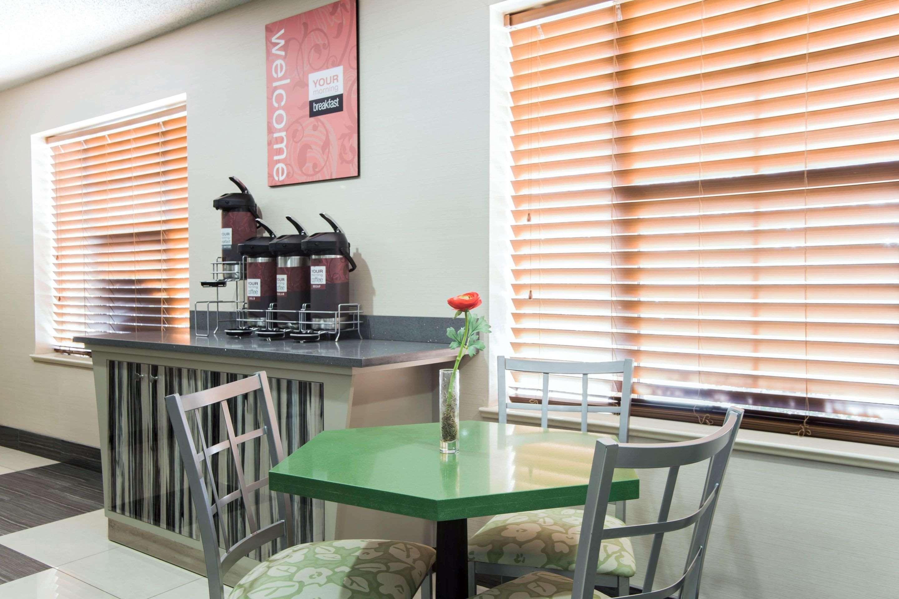 Hotel Comfort - Ballantyne Area Pineville