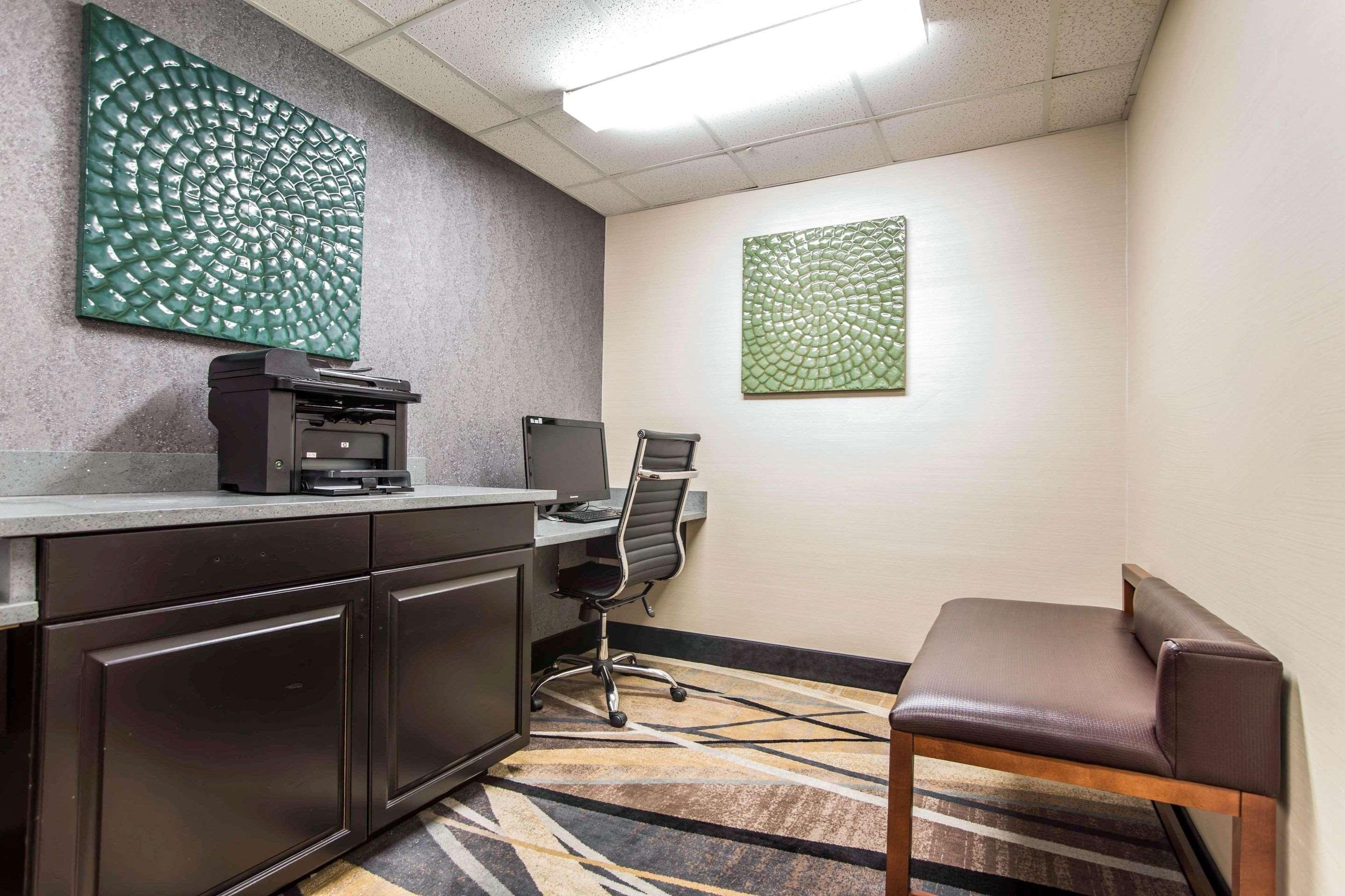 Comfort - Ballantyne Area 2*
