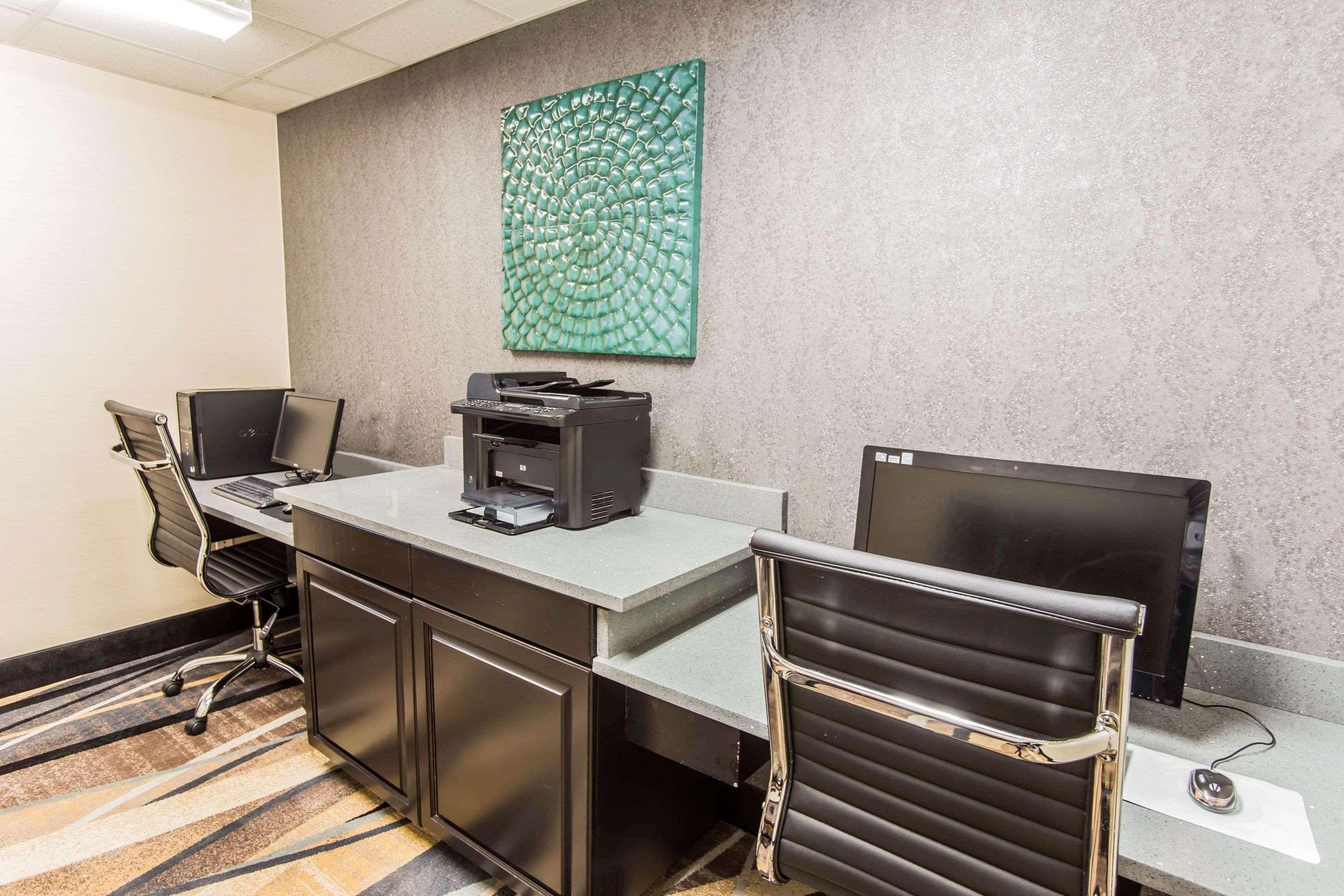 Hotel Comfort - Ballantyne Area